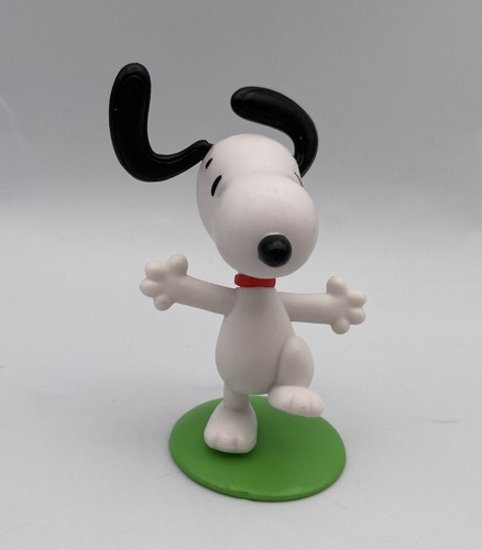 Peanuts gang figure pvc - peanuts,
